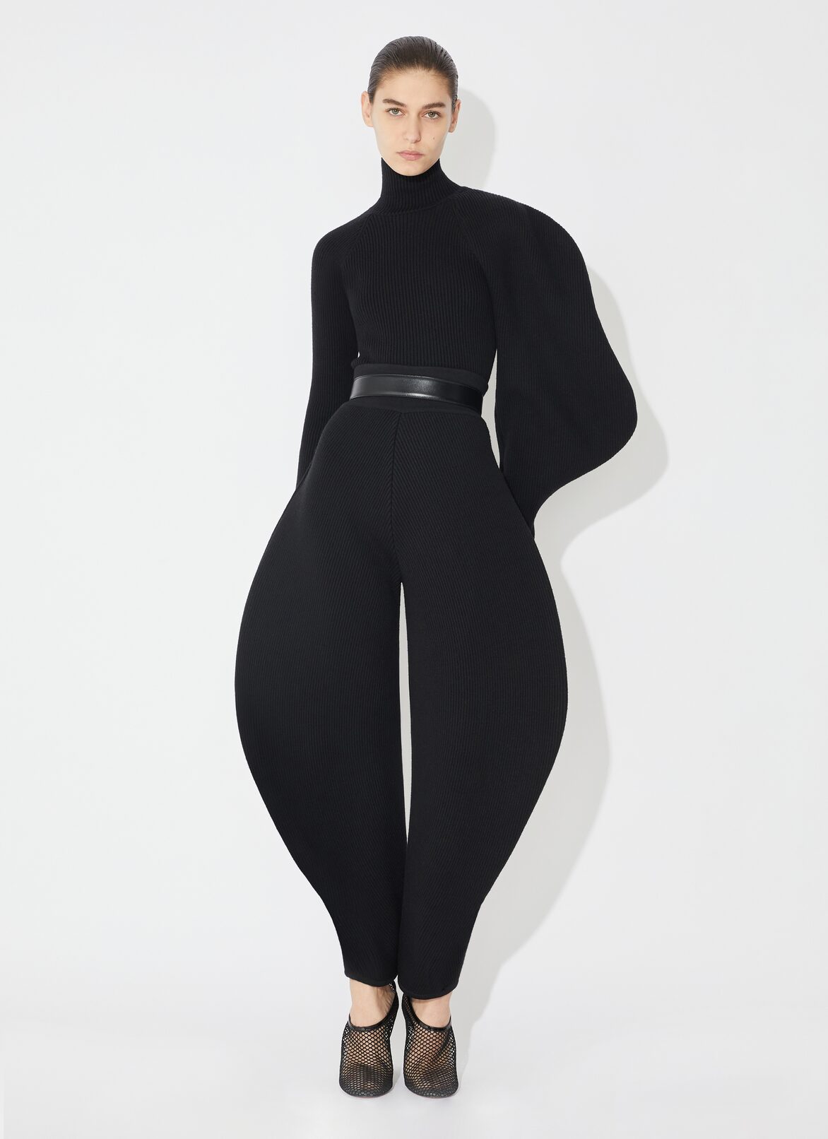 Round rib knit pant ALAÏA BLACK ROUND RIB KNIT PANT